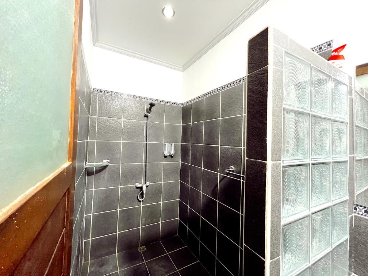 Joker Guest House Убуд Экстерьер фото