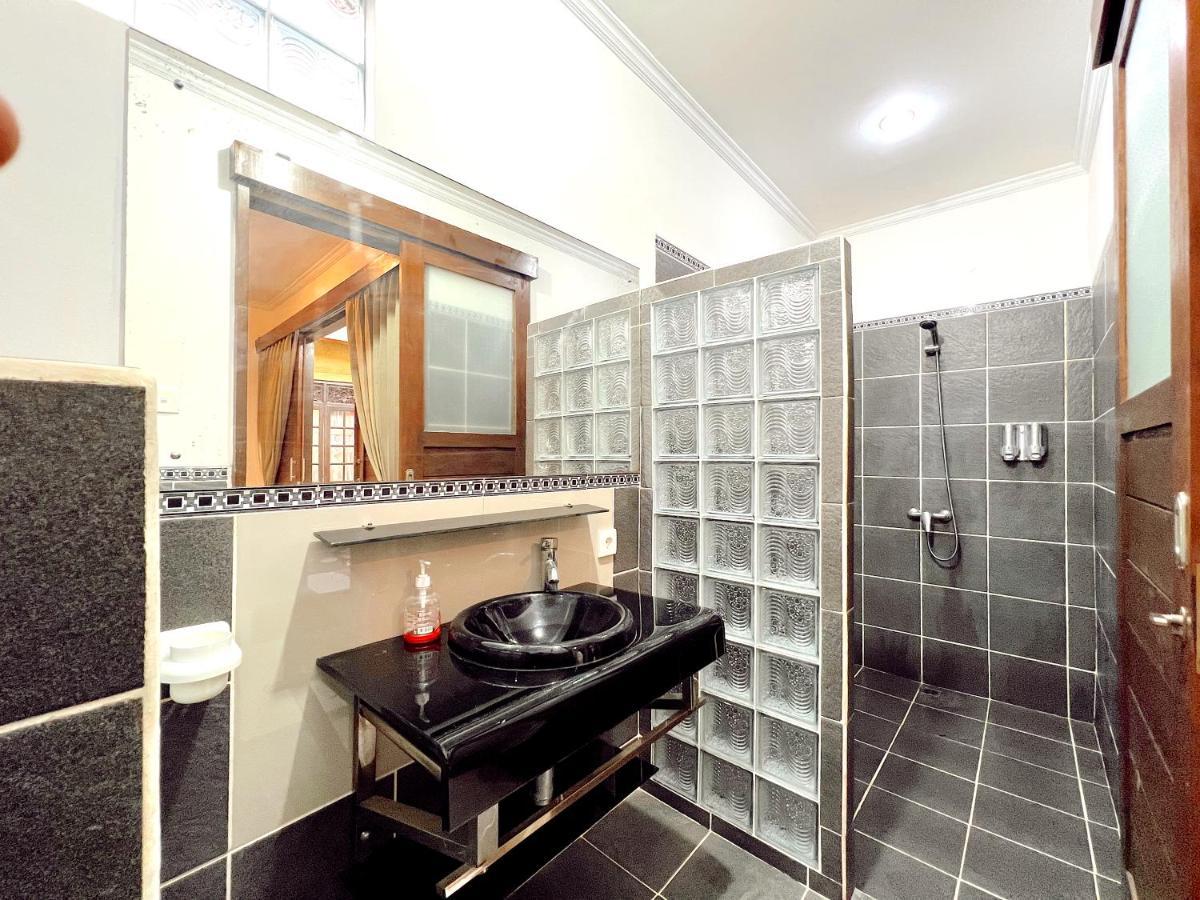 Joker Guest House Убуд Экстерьер фото